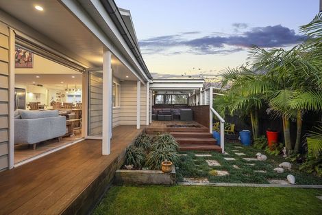 Photo of property in 1 Brett Avenue, Takapuna, Auckland, 0622