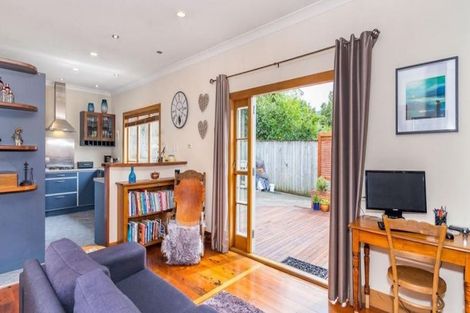 Photo of property in 10 Gloucester Street, Silverstream, Upper Hutt, 5019