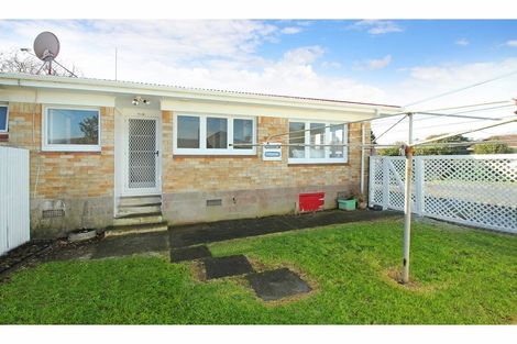 Photo of property in 1/19 Russell Road, Manurewa, Auckland, 2102