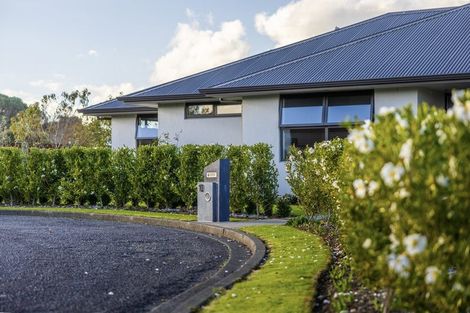 Photo of property in 10 Hanalin Drive, Marton, 4710