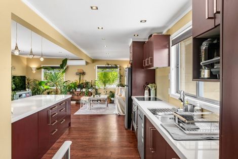 Photo of property in 34 Manaia Road, Tairua, 3508