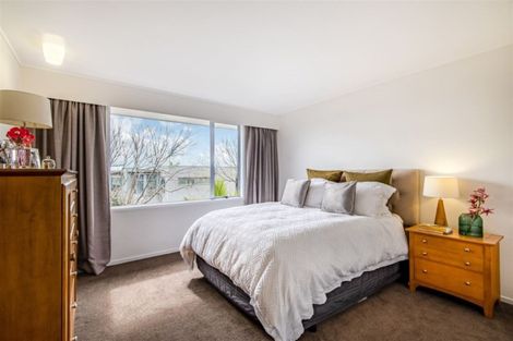 Photo of property in 4/30 Castor Bay Road, Castor Bay, Auckland, 0620