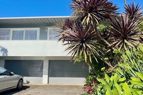 Photo of property in 2/26 Otakau Road, Milford, Auckland, 0620