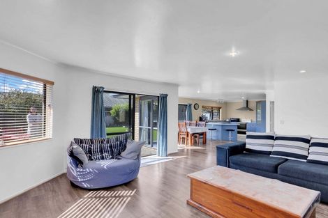 Photo of property in 46 Ayrshire Drive, Grandview Heights, Hamilton, 3200