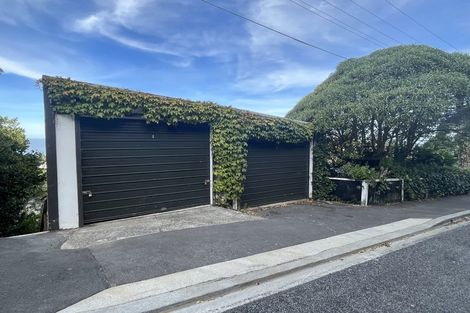 Photo of property in 127 Upland Road, Kelburn, Wellington, 6012