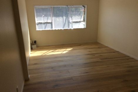 Photo of property in 17 Sapphire Place, Bayview, Auckland, 0629