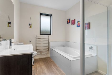 Photo of property in 16 Chestnut Place, Rangiora, 7400