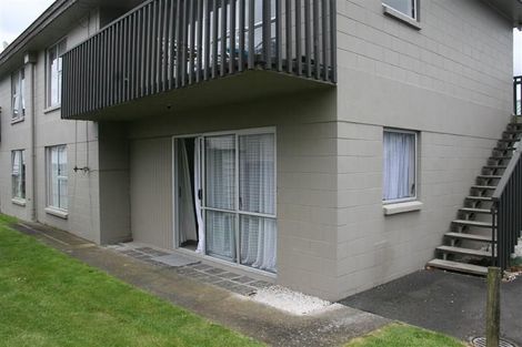 Photo of property in 2c Tralee Place, Hillcrest, Hamilton, 3216