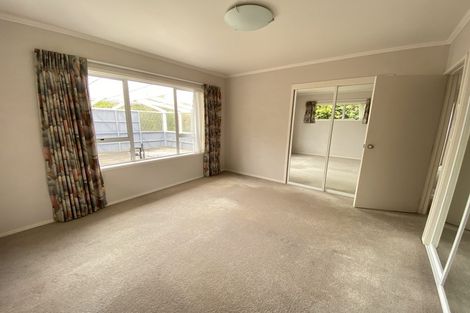 Photo of property in 23 Jellicoe Road, Murrays Bay, Auckland, 0630