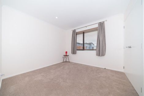 Photo of property in 134 Johnstone Drive, Fitzherbert, Palmerston North, 4410