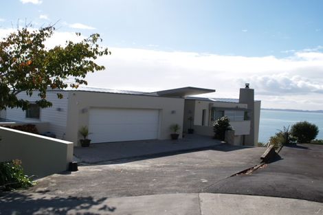 Photo of property in 31 Island View Terrace, Cockle Bay, Auckland, 2014