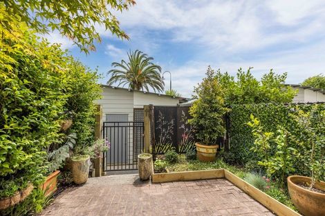 Photo of property in The Grange, 10/92 Bush Road, Albany, Auckland, 0632