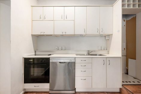 Photo of property in Terrace Garden Apartments, 9c/120 The Terrace, Wellington Central, Wellington, 6011