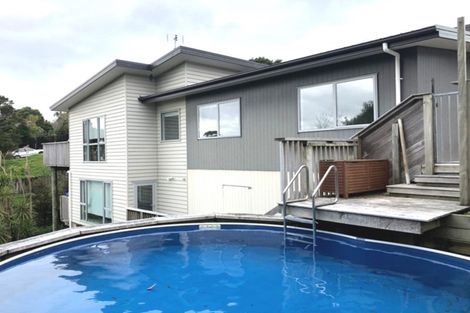 Photo of property in 141 Arran Road, Browns Bay, Auckland, 0630