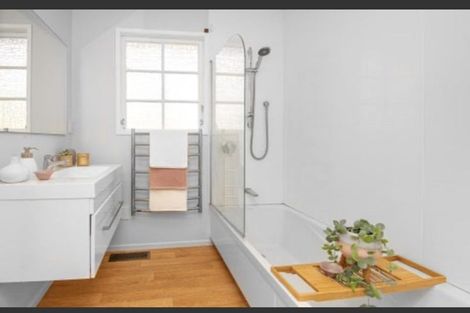 Photo of property in 35 Outram Grove, Kelson, Lower Hutt, 5010