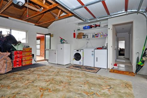 Photo of property in 2/288 Queen Street, Pukekohe, 2120