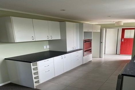 Photo of property in 5 Hillary Street, Tawa, Wellington, 5028