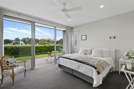 Photo of property in 30 Oakgrove Drive, Rangiora, 7400