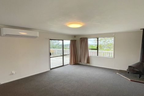 Photo of property in 25 Virgo Place, Glen Eden, Auckland, 0602