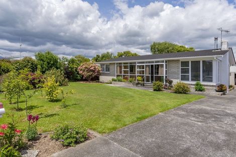 Photo of property in 28 Marlborough Street, Levin, 5510