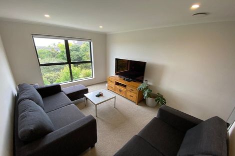 Photo of property in 16 Matairangi Avenue, Totara Heights, Auckland, 2105