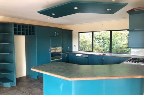 Photo of property in 55 Penguin Drive, Murrays Bay, Auckland, 0630