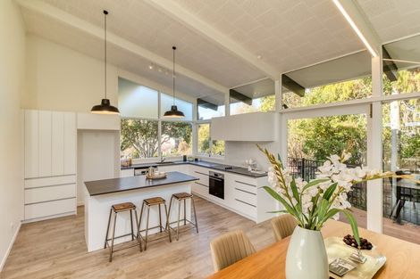 Photo of property in 68 Simla Avenue, Havelock North, 4130