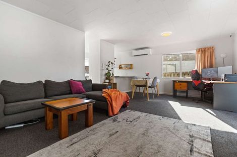 Photo of property in 17 Bronte Place, Owhata, Rotorua, 3010