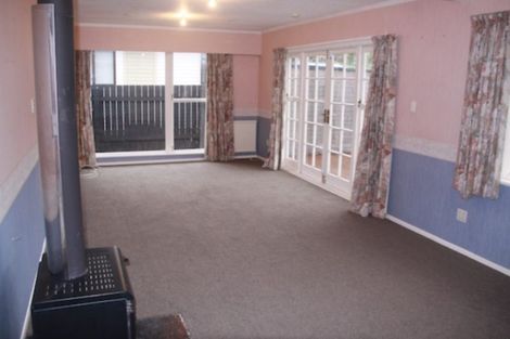 Photo of property in 8 Karamea Grove, Wainuiomata, Lower Hutt, 5014