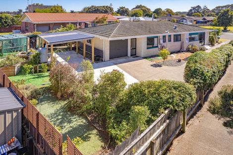 Photo of property in 11 Poutama Place, Tawhero, Whanganui, 4501