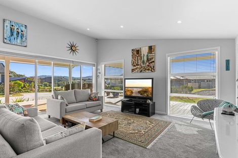 Photo of property in 32 Park Rise, Mangawhai Heads, Mangawhai, 0505