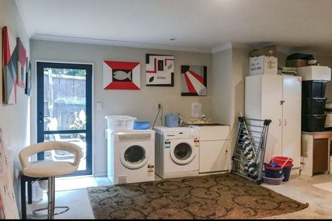 Photo of property in 106 Meadowland Drive, Somerville, Auckland, 2014