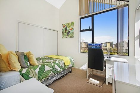 Photo of property in 55 Battalion Drive, Papakura, 2110