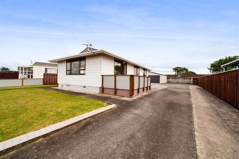 Photo of property in 51 Sunnyvale Street, Bell Block, New Plymouth, 4312