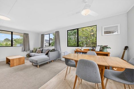 Photo of property in 43 Jellicoe Street, Greytown, 5712