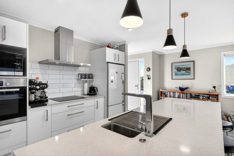 Photo of property in 5 Tarata Grove, Lansdowne, Masterton, 5810