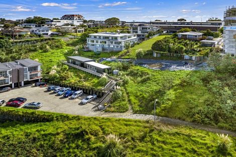 Photo of property in 6 Huka Road, Birkenhead, Auckland, 0626