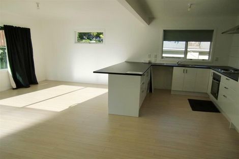 Photo of property in 6 Hillside Crescent, Westown, New Plymouth, 4310