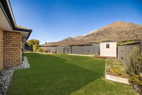Photo of property in 4 Banbury Terrace, Lower Shotover, Queenstown, 9304