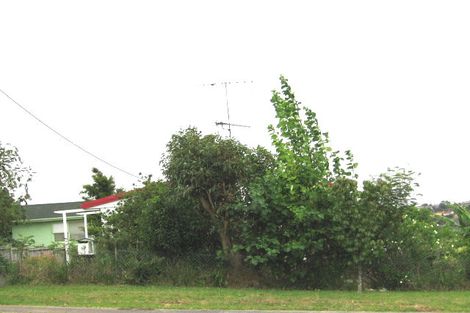 Photo of property in 69 Ocean View Road, Hillcrest, Auckland, 0627
