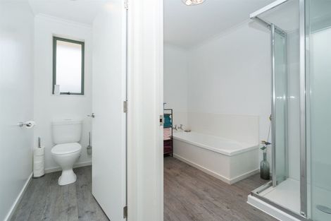 Photo of property in 15 Shannon Place, Nawton, Hamilton, 3200