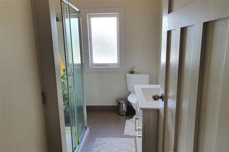 Photo of property in 83 Hastie Avenue, Mangere Bridge, Auckland, 2022
