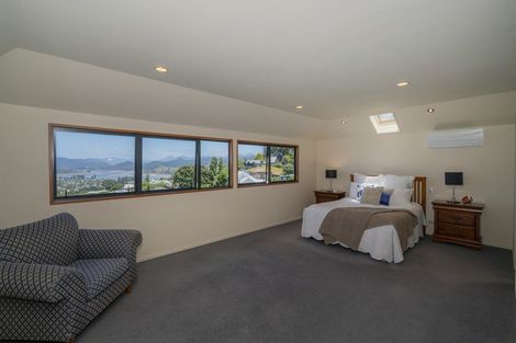 Photo of property in 5 Tirinui Crescent, Tairua, 3508