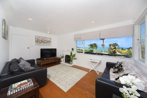 Photo of property in 24 Palmerston Road, Birkenhead, Auckland, 0626