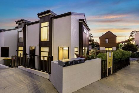 Photo of property in 7a Reg Pearce Way, Glen Innes, Auckland, 1072