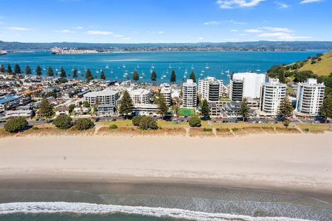 Photo of property in 4/10 Marine Parade, Mount Maunganui, 3116