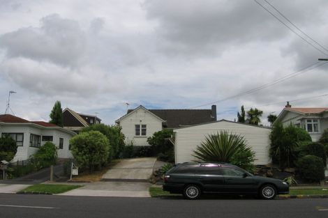 Photo of property in 46 Kiwi Road, Point Chevalier, Auckland, 1022