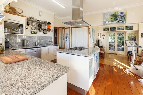 Photo of property in 236 Collingwood Street, Nelson South, Nelson, 7010