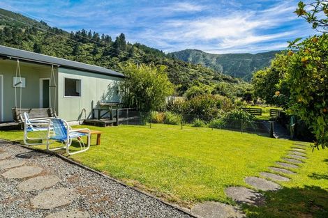 Photo of property in 7 Hakahaka Road, Port Underwood, Picton, 7281