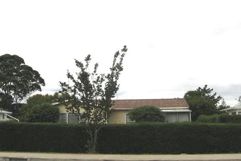 Photo of property in 1/233 Birkdale Road, Birkdale, Auckland, 0626